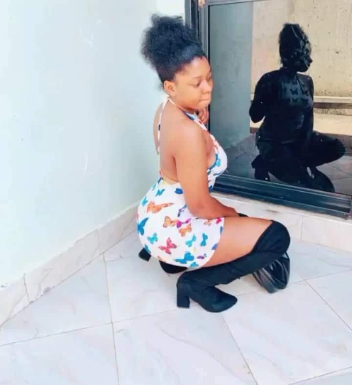 Leah – Egyptian escort in Kathmandu — 2 / 7