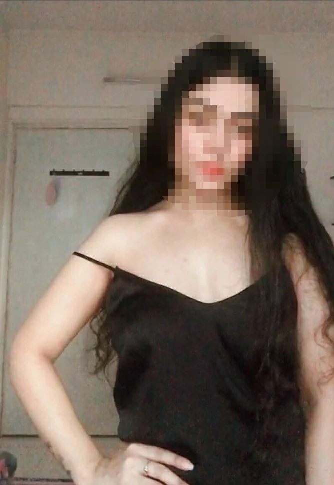 Moni, Real Meet and cam – Indian escort in Mumbai — 2 / 5