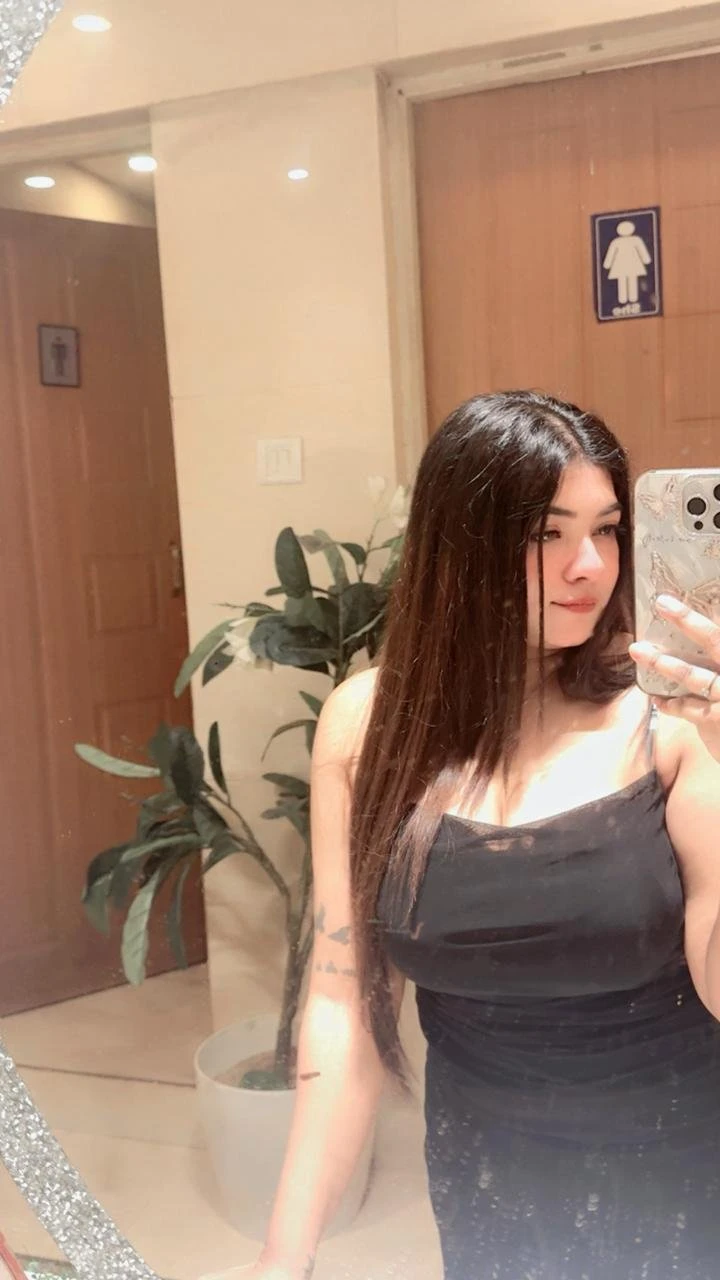 Nishu real meet incall – Indian escort in Ahmedabad — 13 / 28