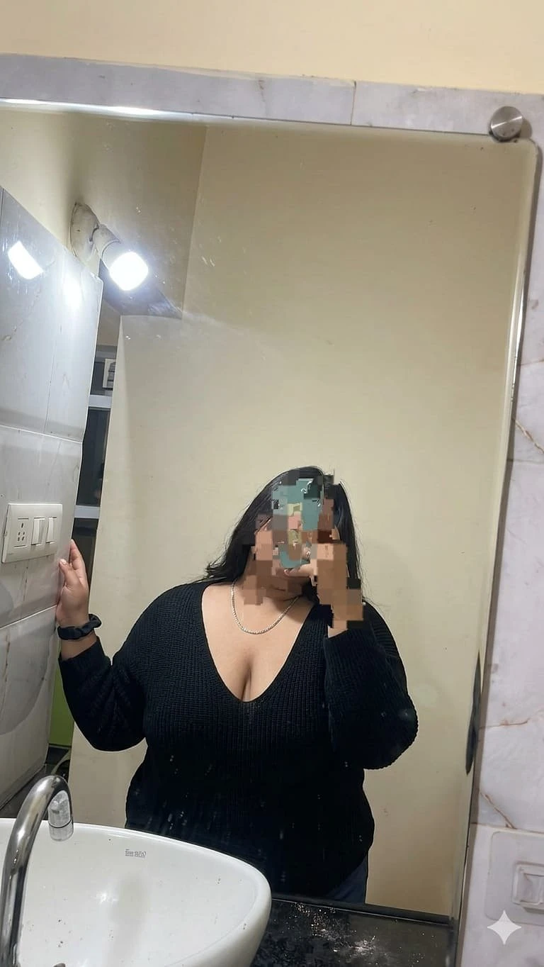 Navya – escort in Pune — 1 / 2