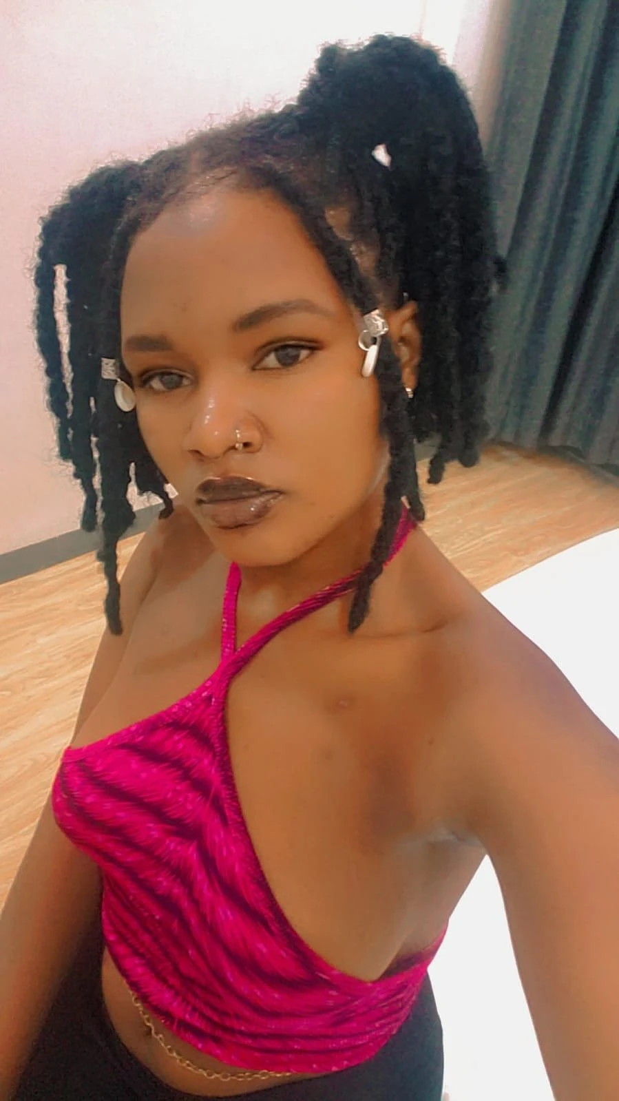 AFRICAN SEX GIRL IN DUMAS SURAT – South African escort in Surat, Escort, Surat