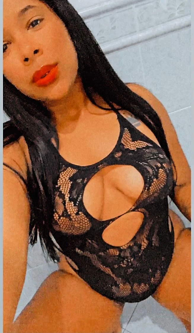 Veronika – Colombian escort in Malta — 3 / 6