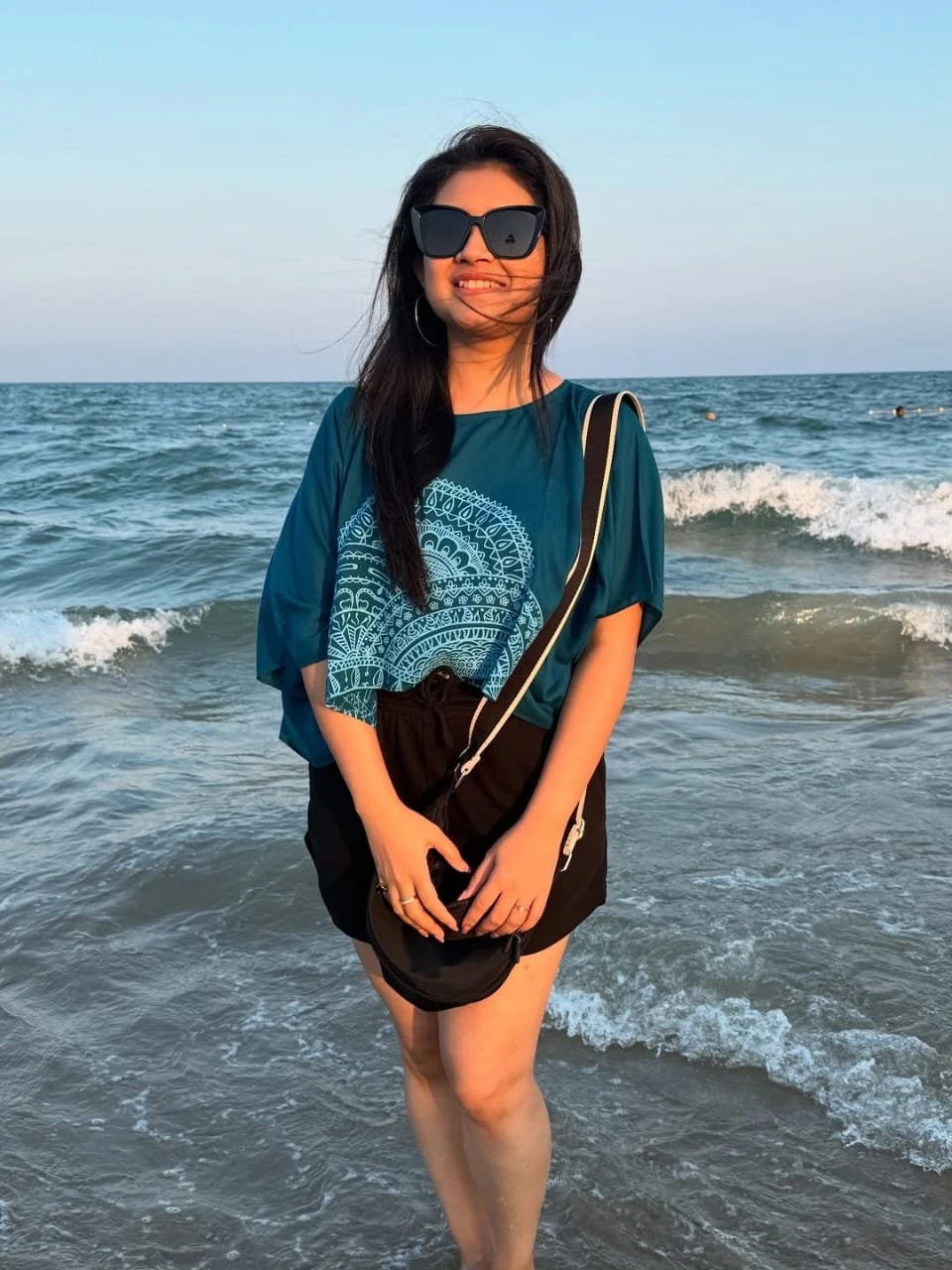 Nancy Hotty In – Indian escort in Mumbai — 5 / 7