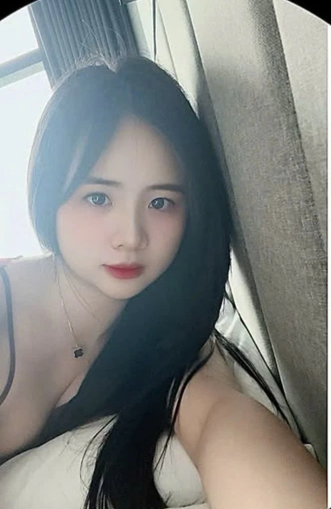Elly – Filipino escort in Ho Chi Minh City — 2 / 20