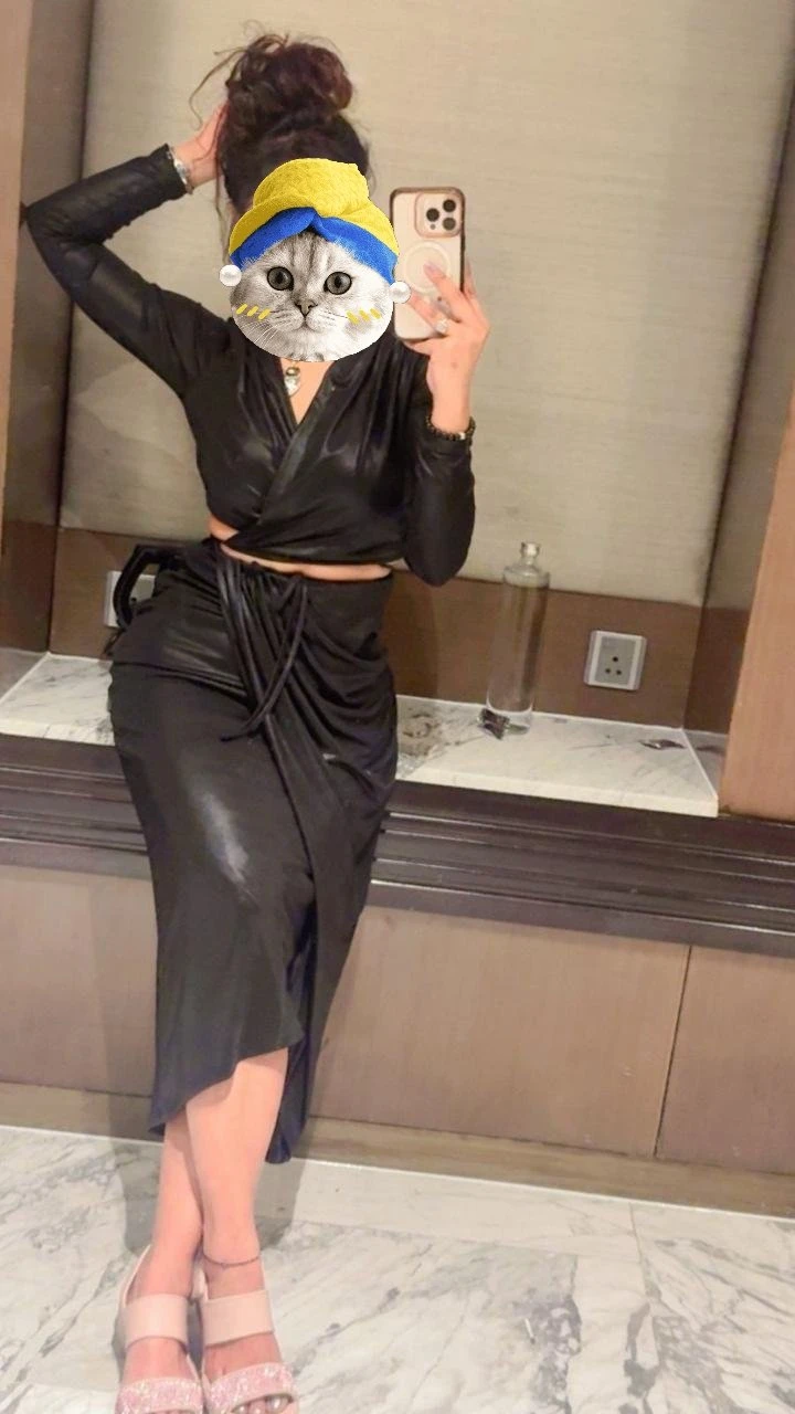 Kolkata Luxury – Argentinean escort in Kolkata — 5 / 9