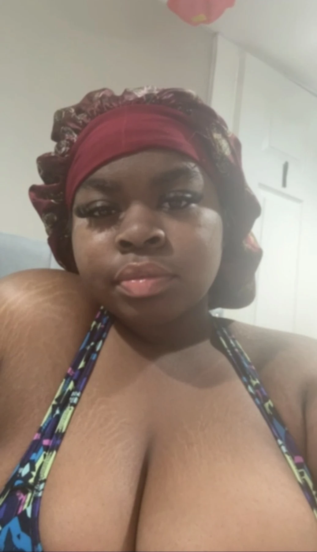 Chloe – escort in Maldives — 2 / 3