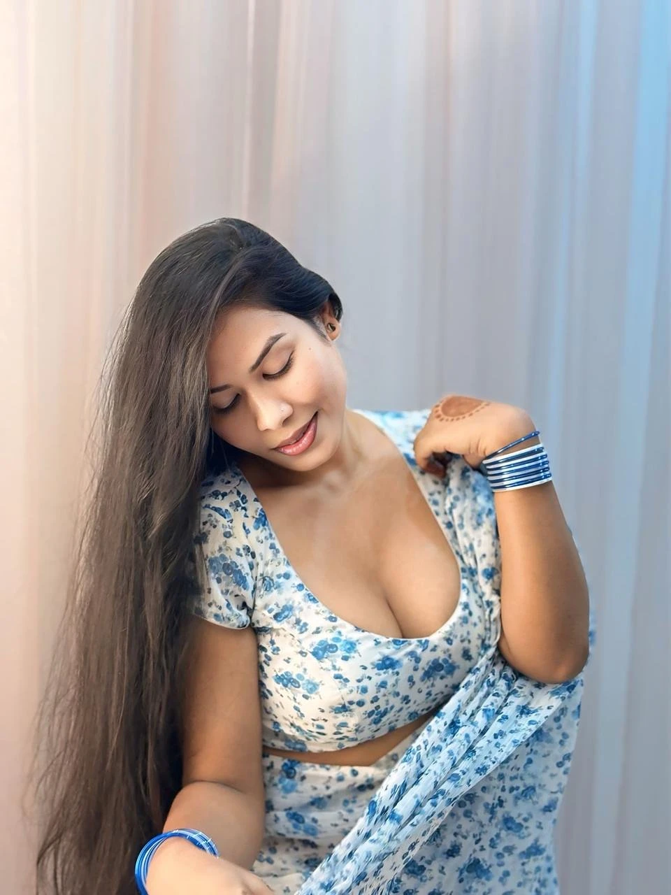 Keerthana Chaudhary call girl hyd – Indian escort in Hyderabad — 2 / 4