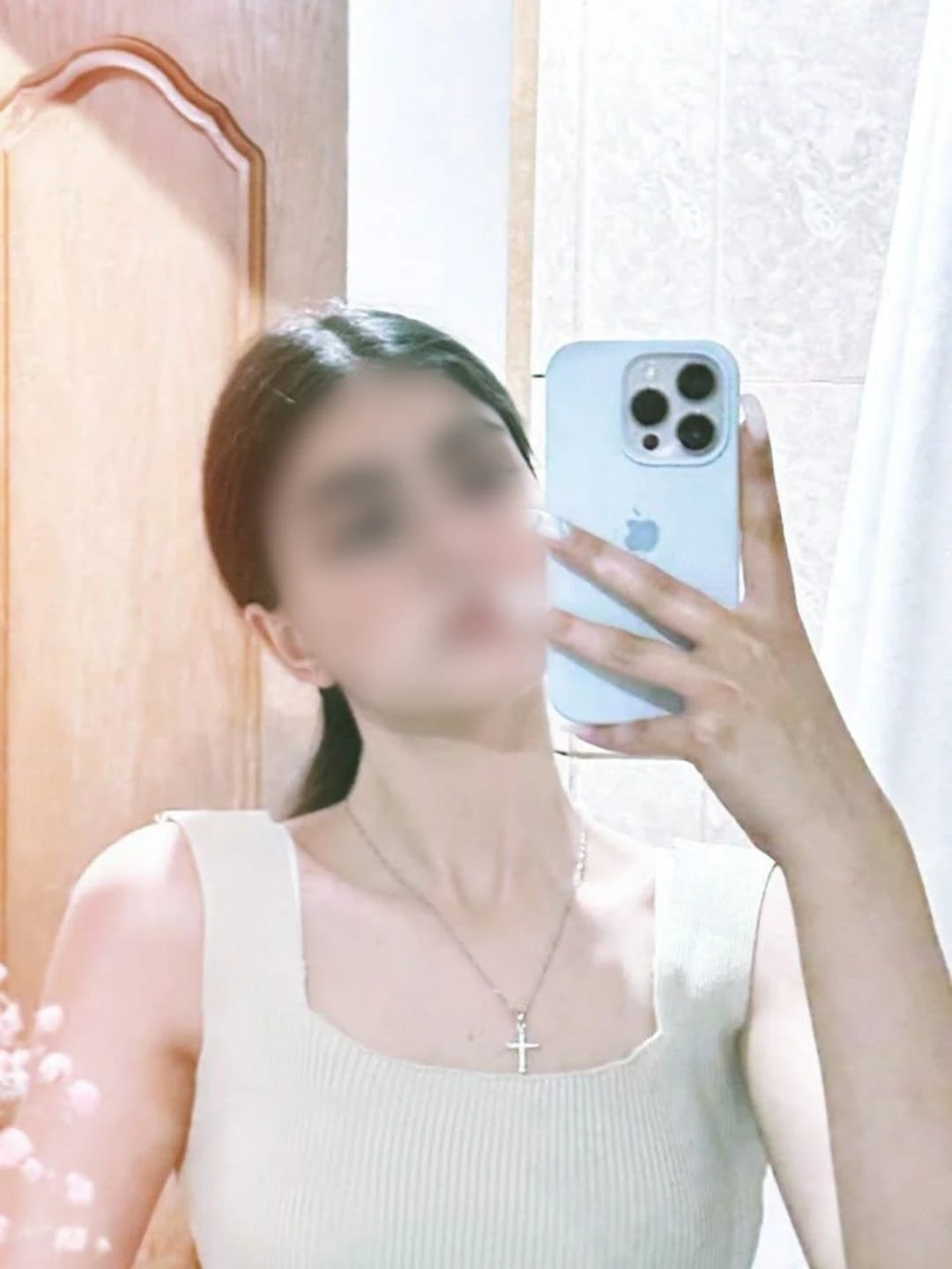 Siddhi – Indian escort in Hyderabad — 2 / 4