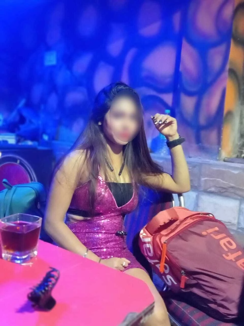 Maya Singh – Indian escort in Mumbai — 1 / 6