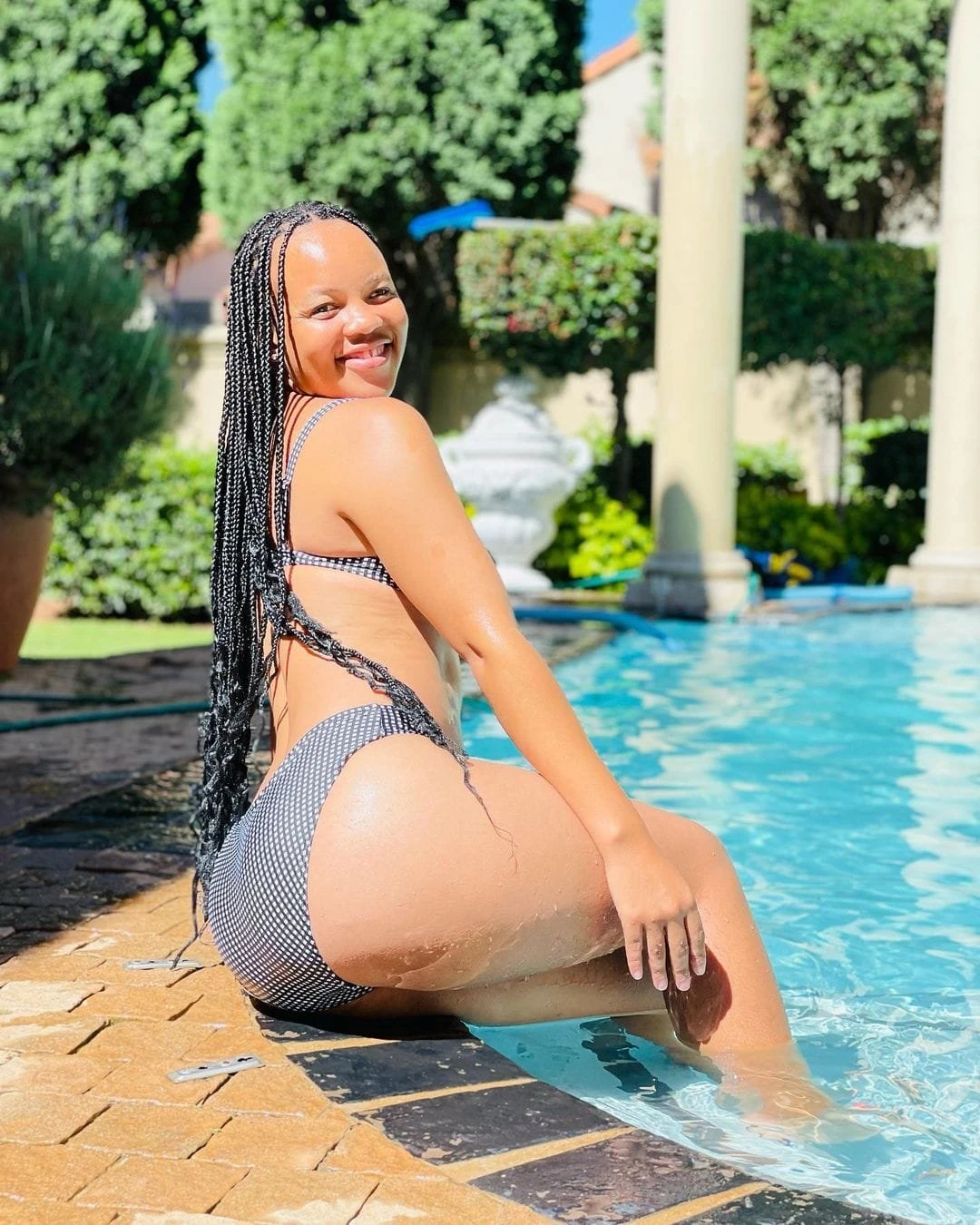 Sexy Ebony Agency – South African escort in Beirut — 11 / 15
