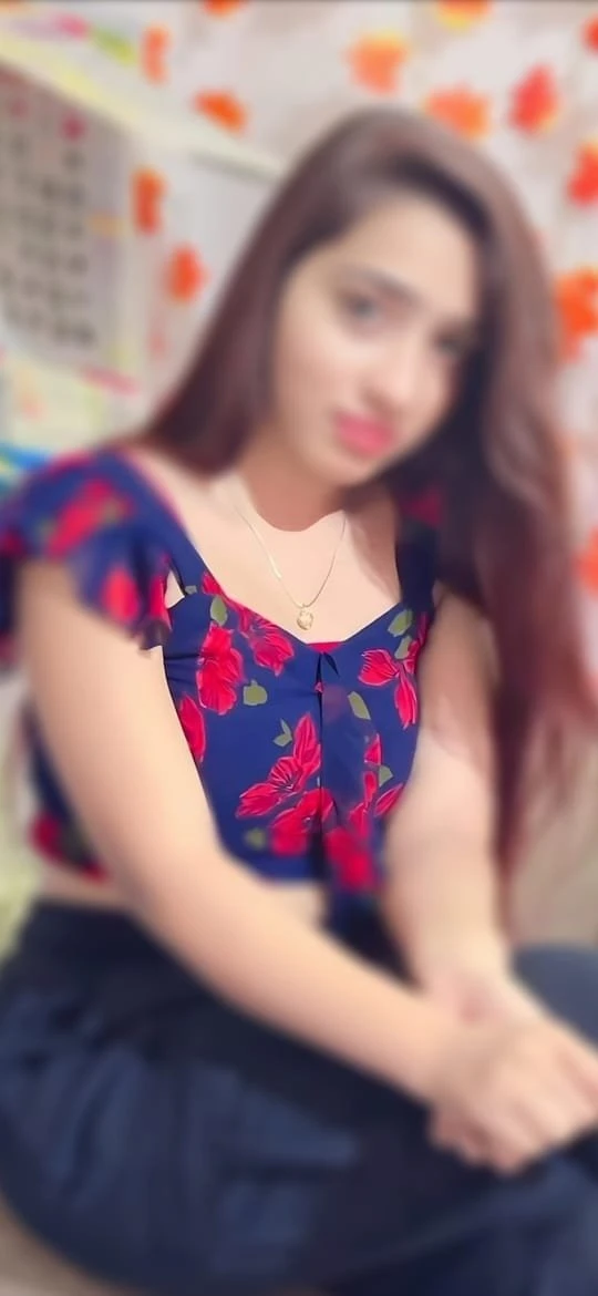 Sakshi real meeting & Cam sex session – Indian escort in Navi Mumbai — 2 / 6