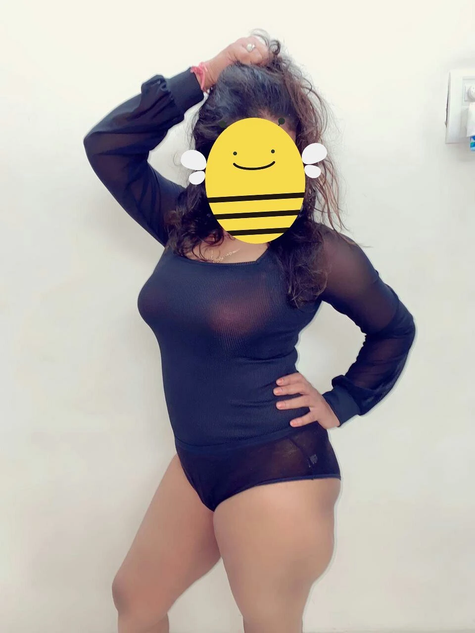 Zara690 – Indian escort in Mumbai — 5 / 15