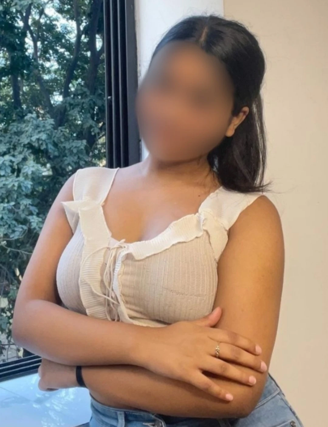 Riya here 🦋 Cam show and meet service – Indian escort in Pune — 1 / 3