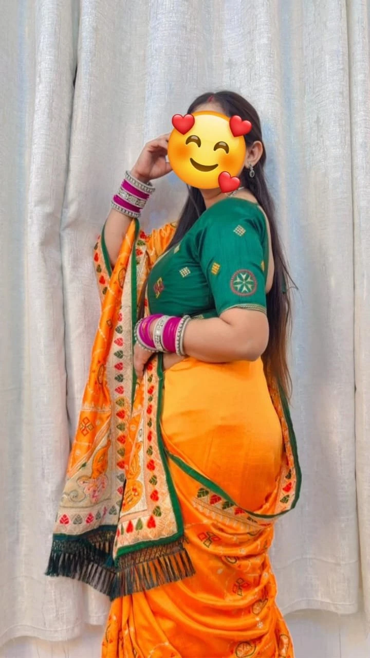 Maanu Cam/real Meet Big Boobs House Wife – Indian escort in New Delhi — 4 / 11