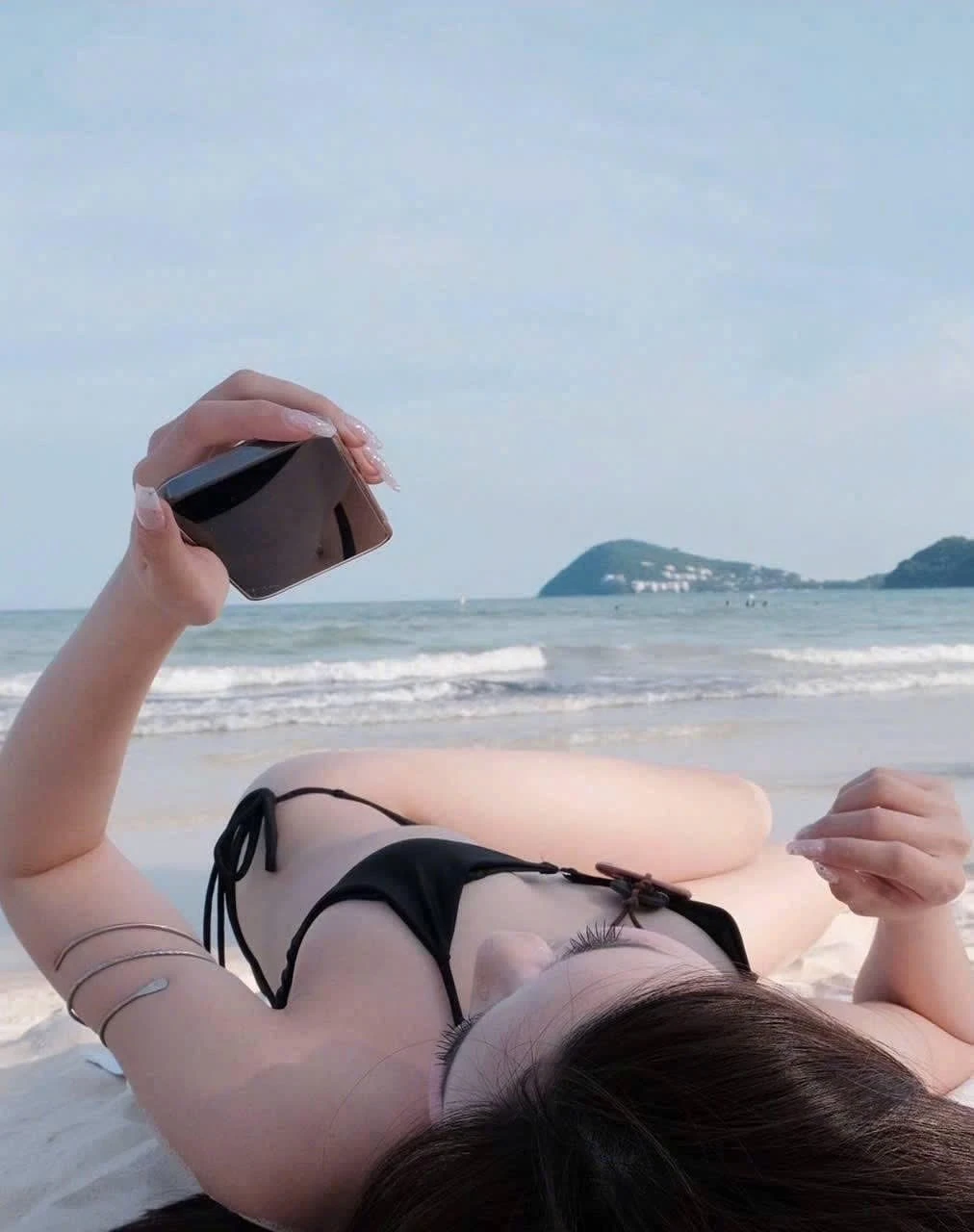 Nga chery N – Vietnamese dominatrix in Da Nang — 2 / 8