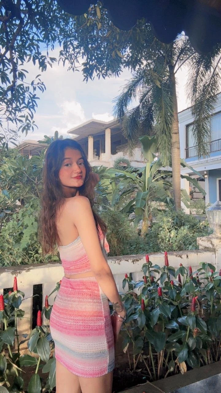 Aarti Independent Profile in Bangalore – Indian escort in Bangalore — 3 / 4
