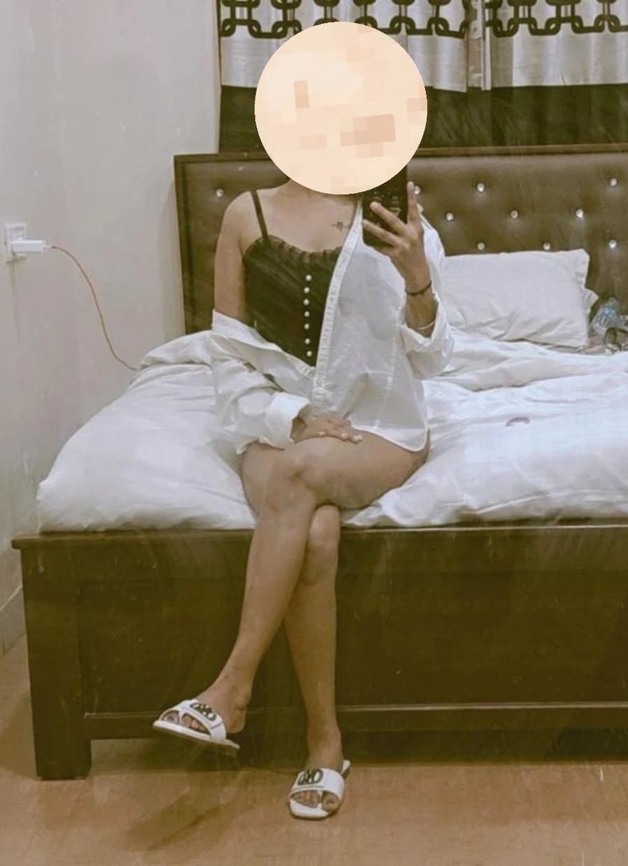 Shahin Cam N Real Meet – Indian escort in Hyderabad — 3 / 6