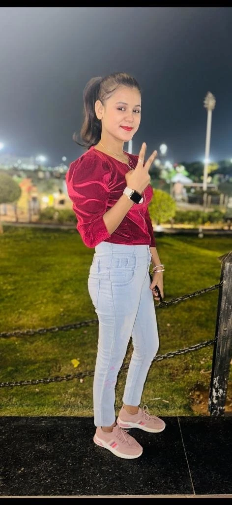 Pooja Choudhary – Indian escort in Jaipur — 6 / 12