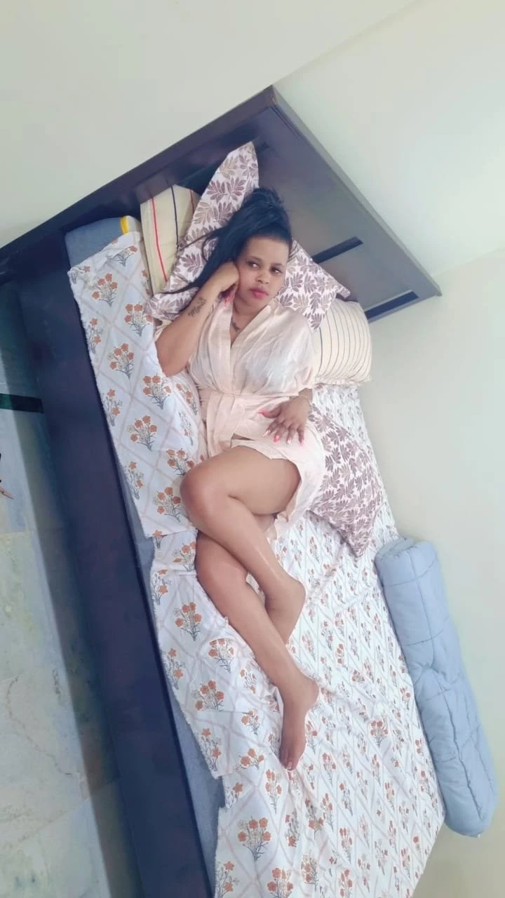 Sophie – Kenyan escort in Hyderabad — 3 / 4