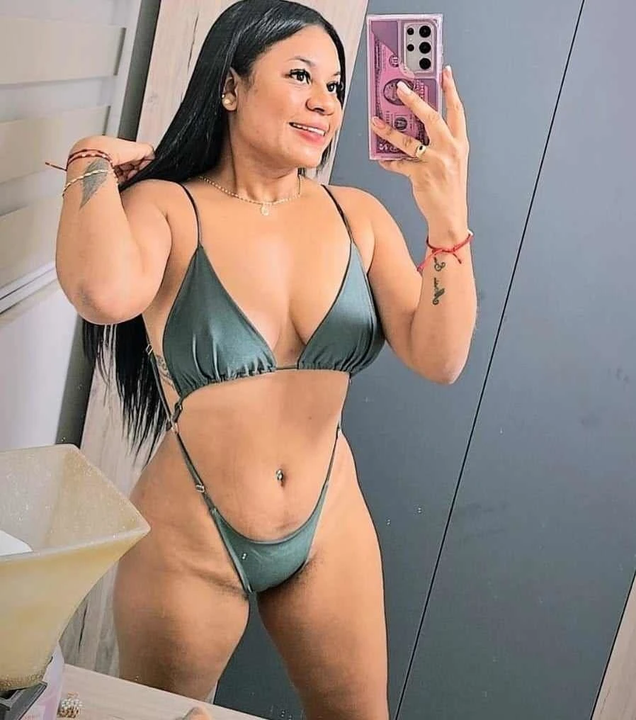 MANUELA – Colombian escort in Malta — 5 / 8