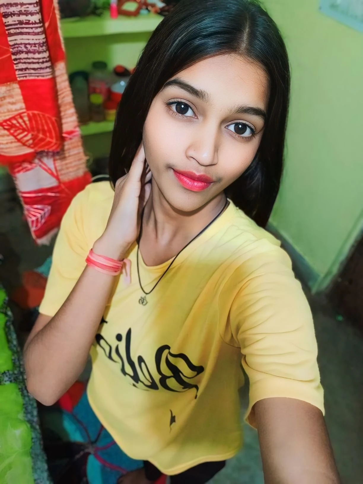 Simran Came and meeting escort – Indian escort in Hyderabad — 1 / 2