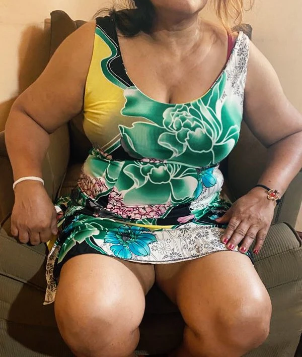 Manee - AVAILABLE NOW – Sri Lankan escort in Colombo, Escort, Colombo