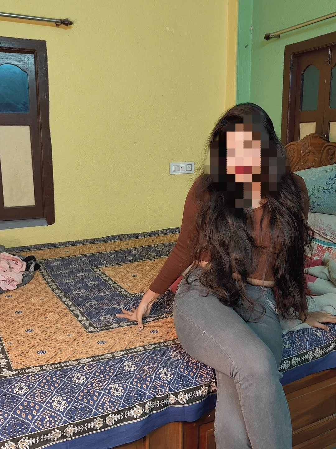 Arushi [Independent] Cam & Meet – Indian escort in Chennai — 2 / 3