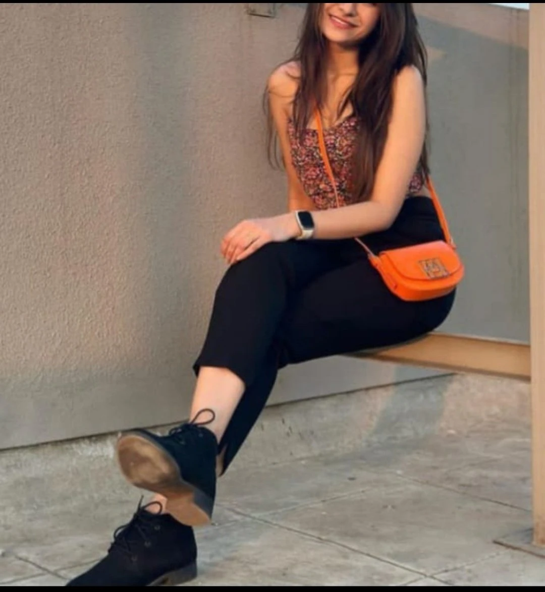 Super Ankita Sexy Sweety Escort in – Indian escort in Mumbai — 1 / 3