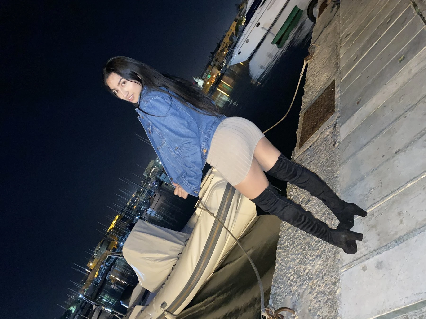Yessica – Chilean escort in Malta — 17 / 31