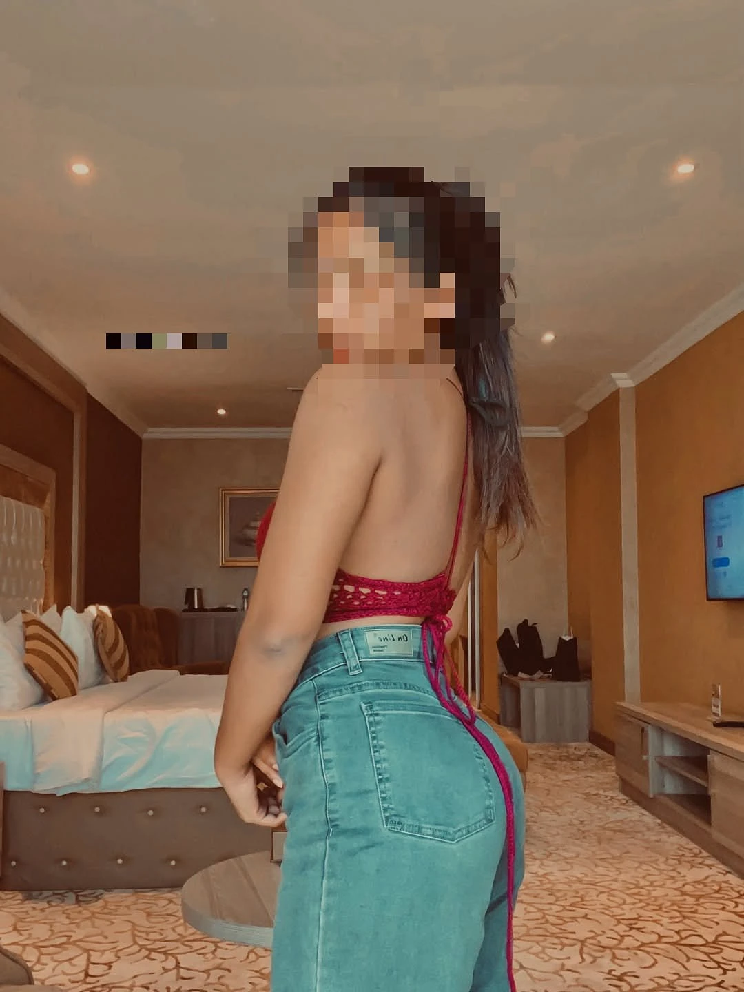 Shavini Gfe – Sri Lankan escort in Colombo — 2 / 9