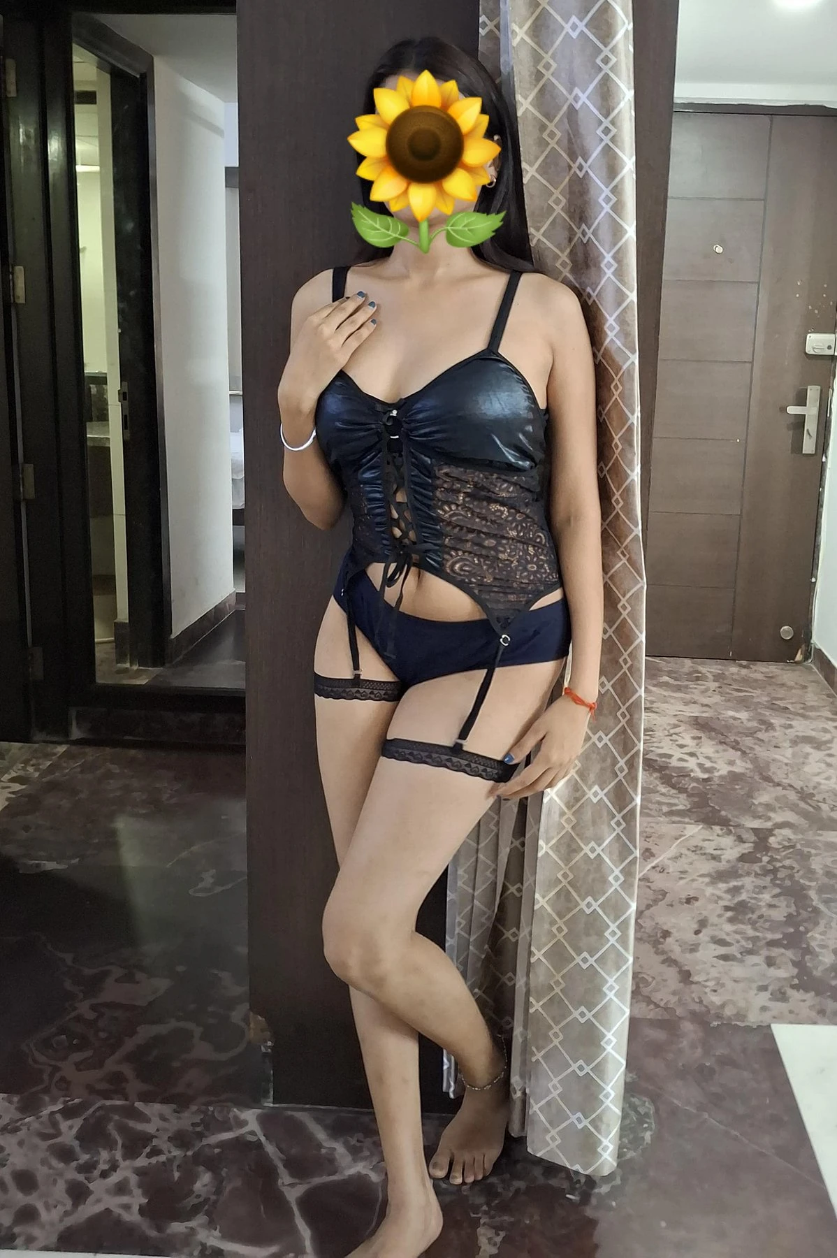 Taniya (Cam & Meet) – Indian escort in Noida — 8 / 9
