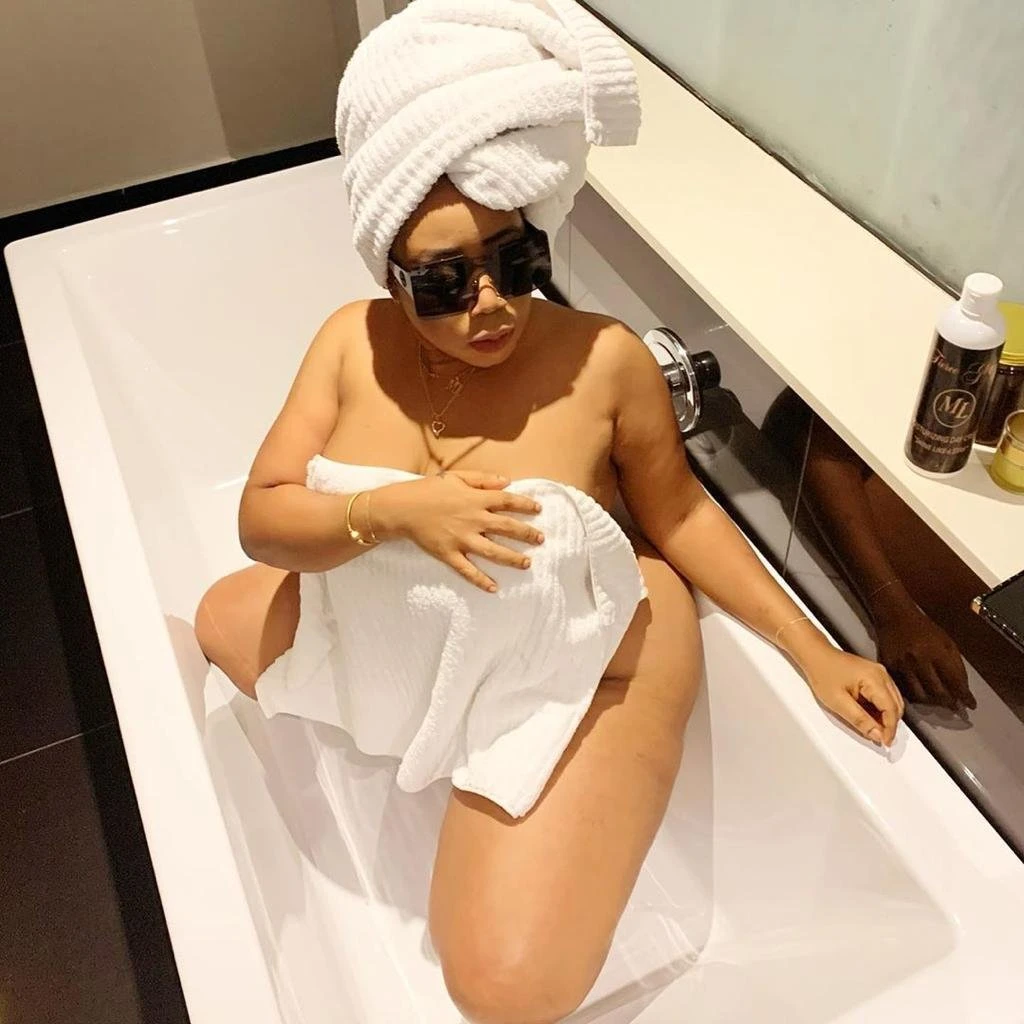 Ebonysoft – Senegalese escort agency in Beirut — 4 / 8