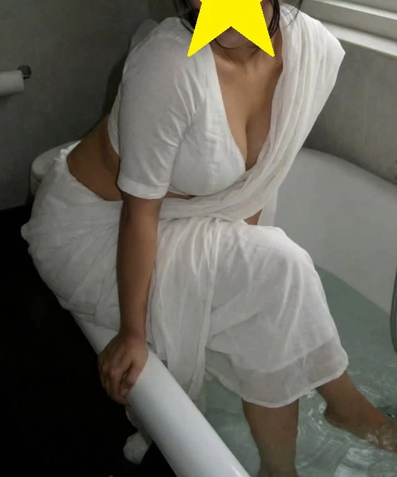 Isha Singh – Indian adult performer in New Delhi — 2 / 4