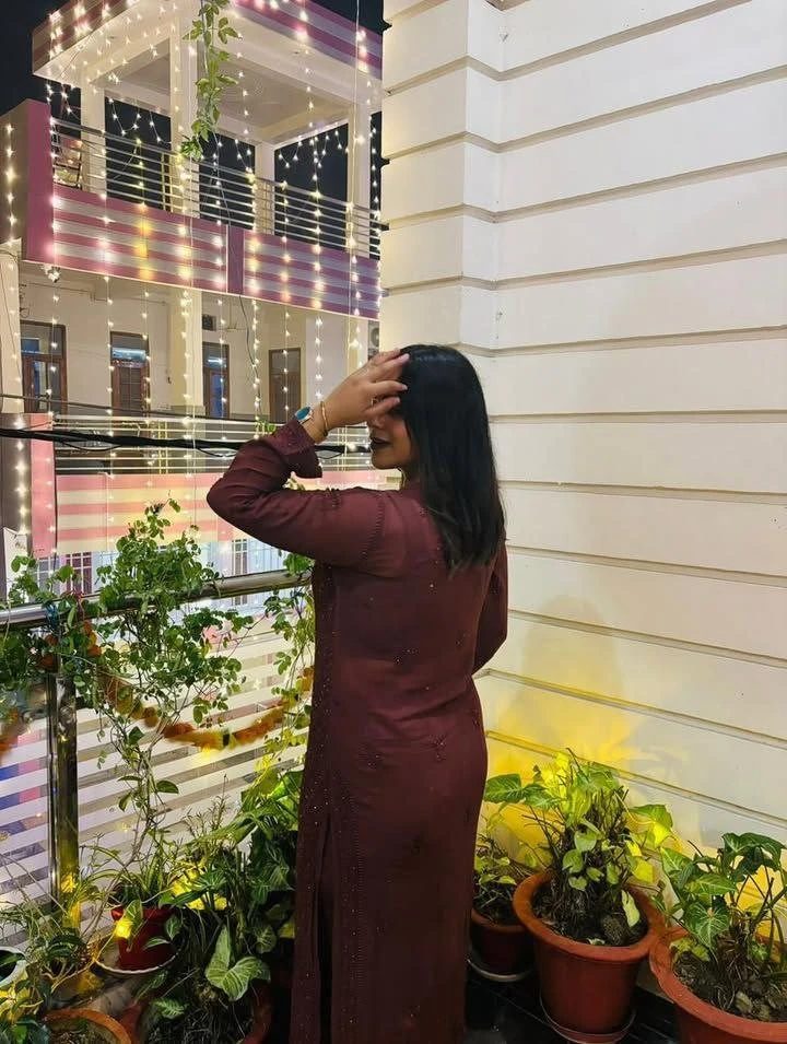 Priyanka – Indian escort in Mumbai — 4 / 5