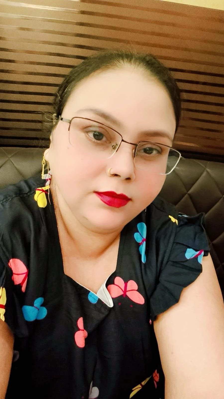 Esha Kaur→elegant. . Unforgettable – Indian escort in Kolkata — 5 / 10