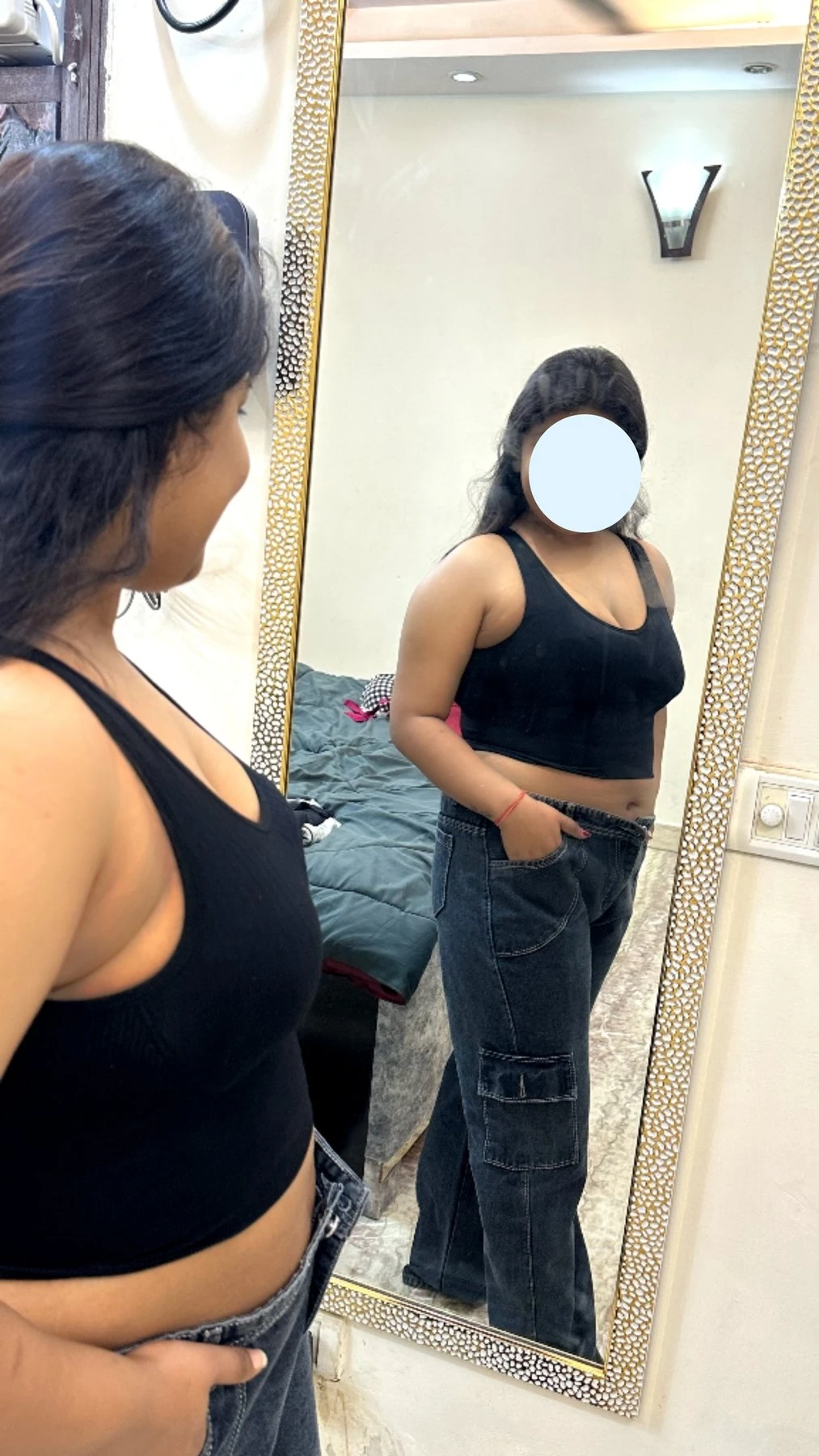 Sneha Cam fun and real meet – Indian escort in Noida — 2 / 9