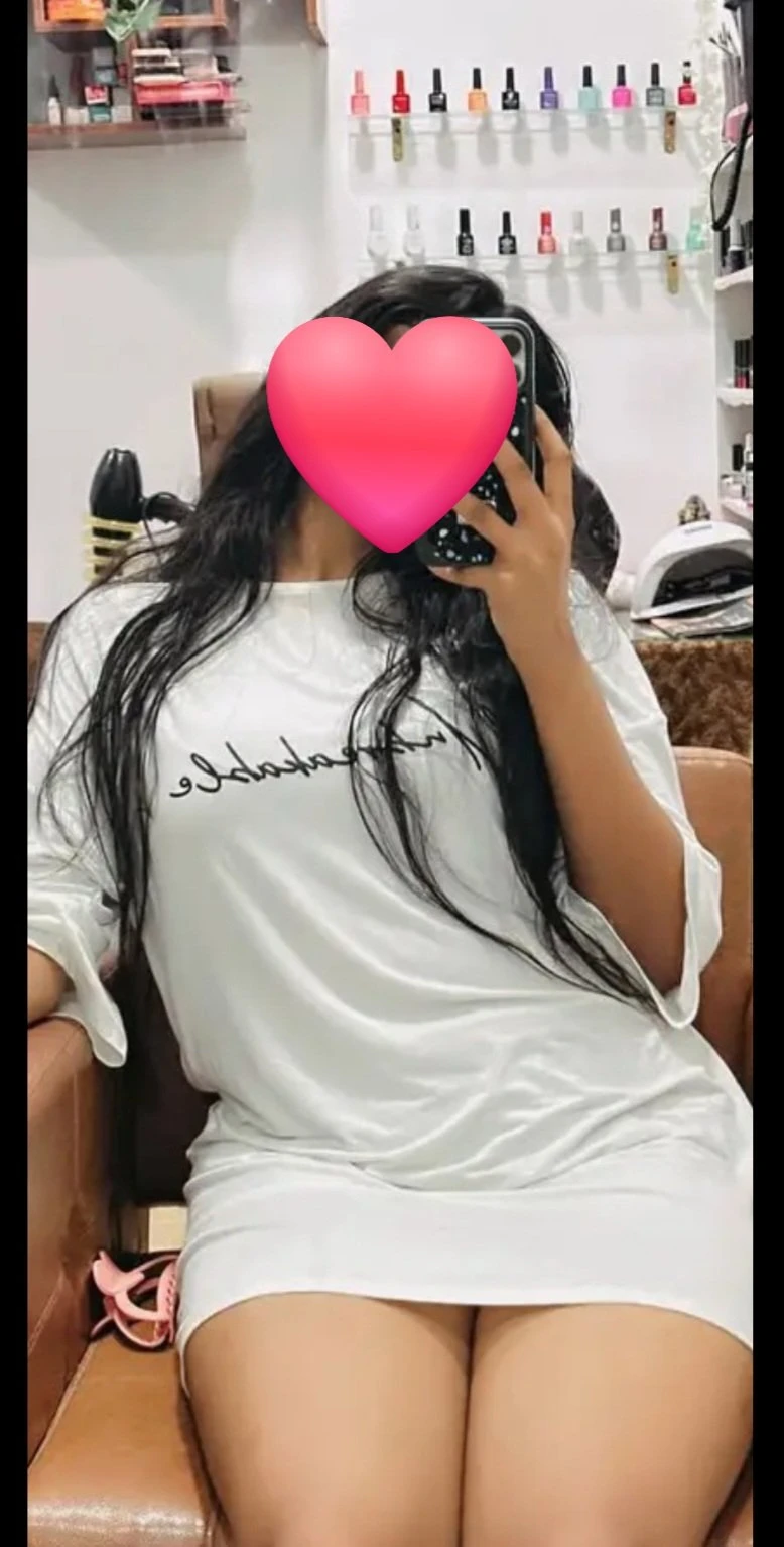 3 Tamil young girls - Col 6. – Sri Lankan escort in Colombo — 7 / 21