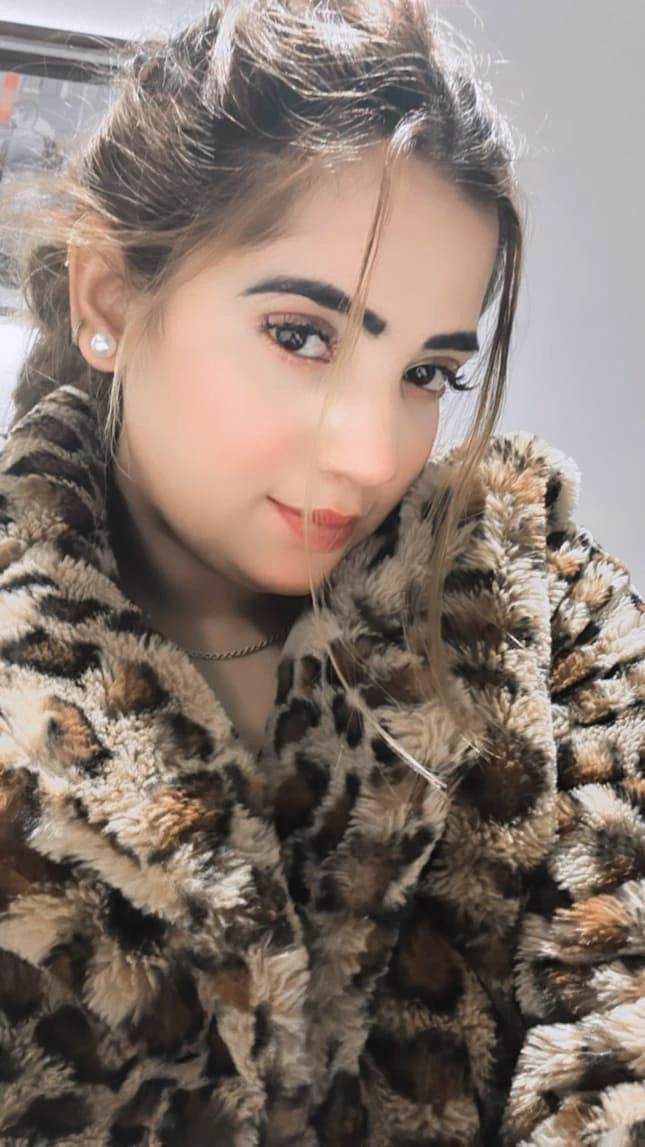 POOJA CASH PAYMENT DIRECT MEET – Indian escort in Hyderabad — 3 / 7