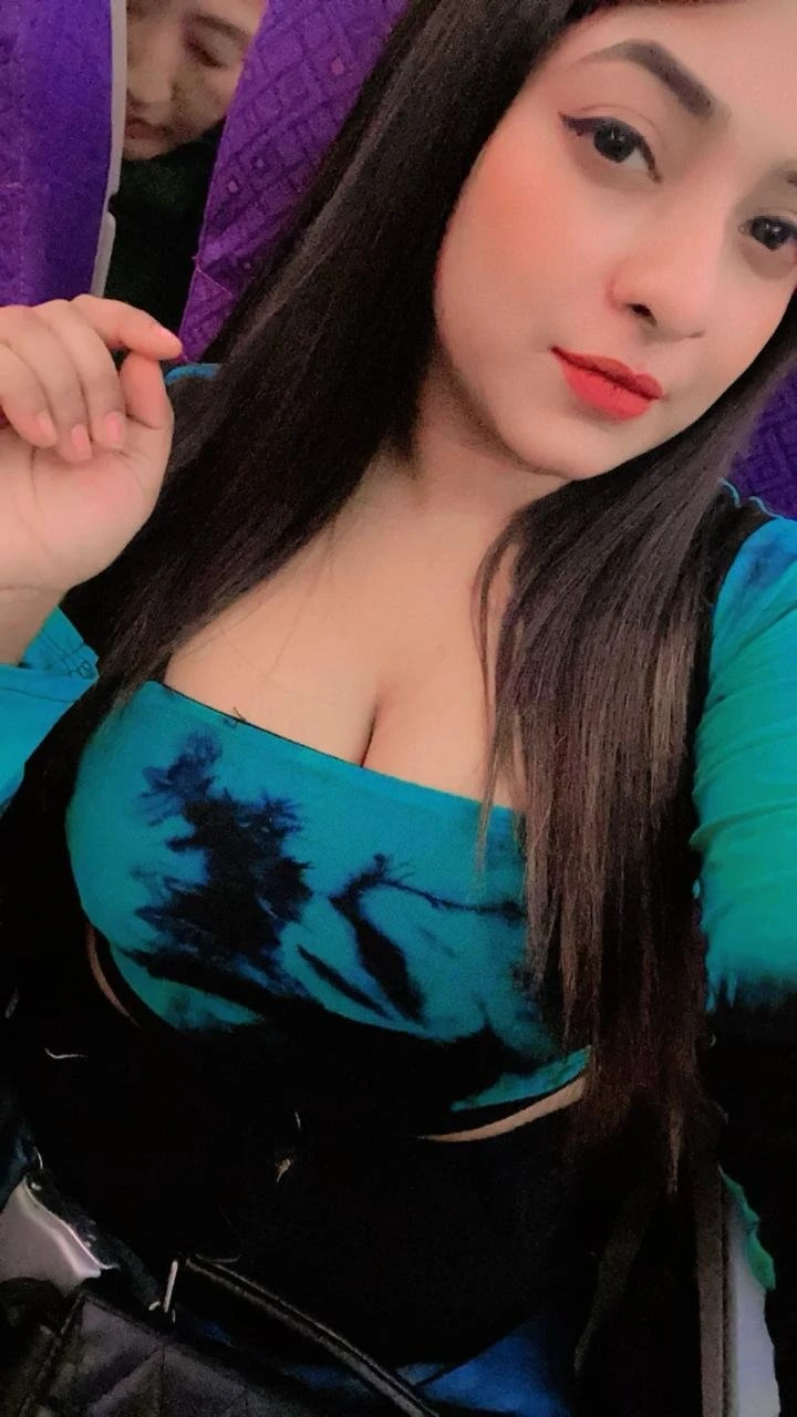 Nishu real meet incall – Indian escort in Ahmedabad — 5 / 28