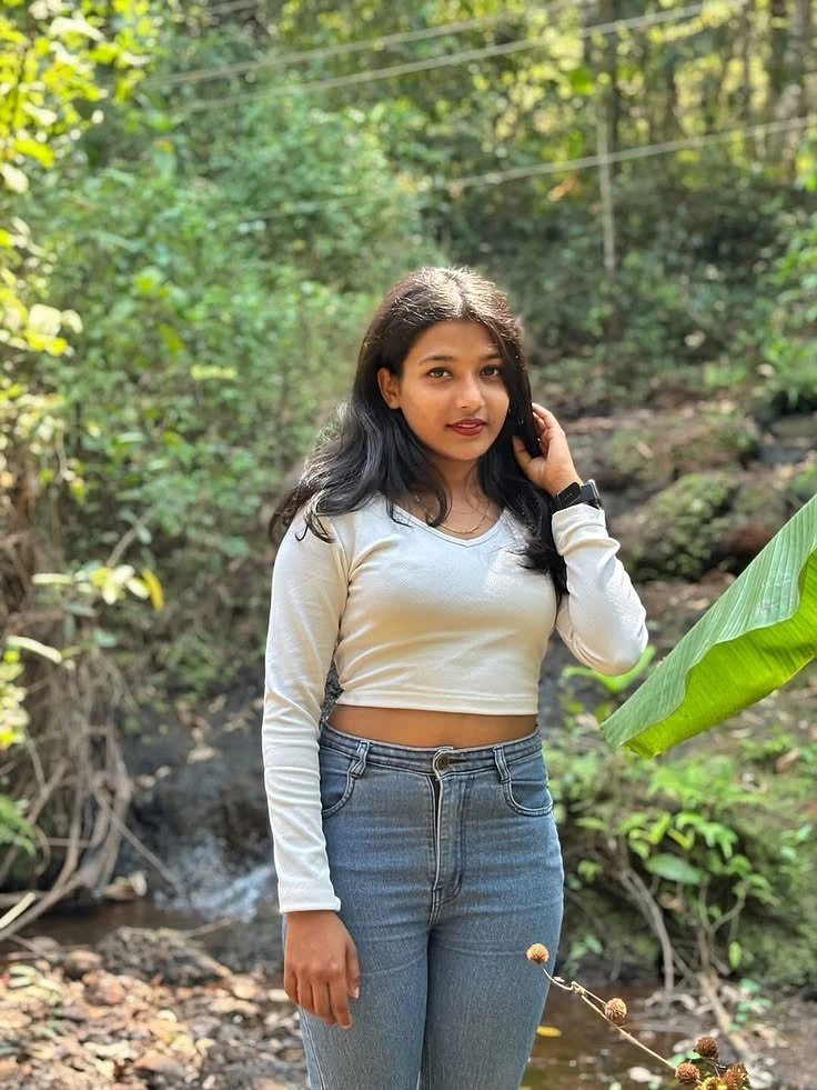 Divyanshi Best Incall Outcall Service, E – Indian escort in Kolkata, Escort, Kolkata