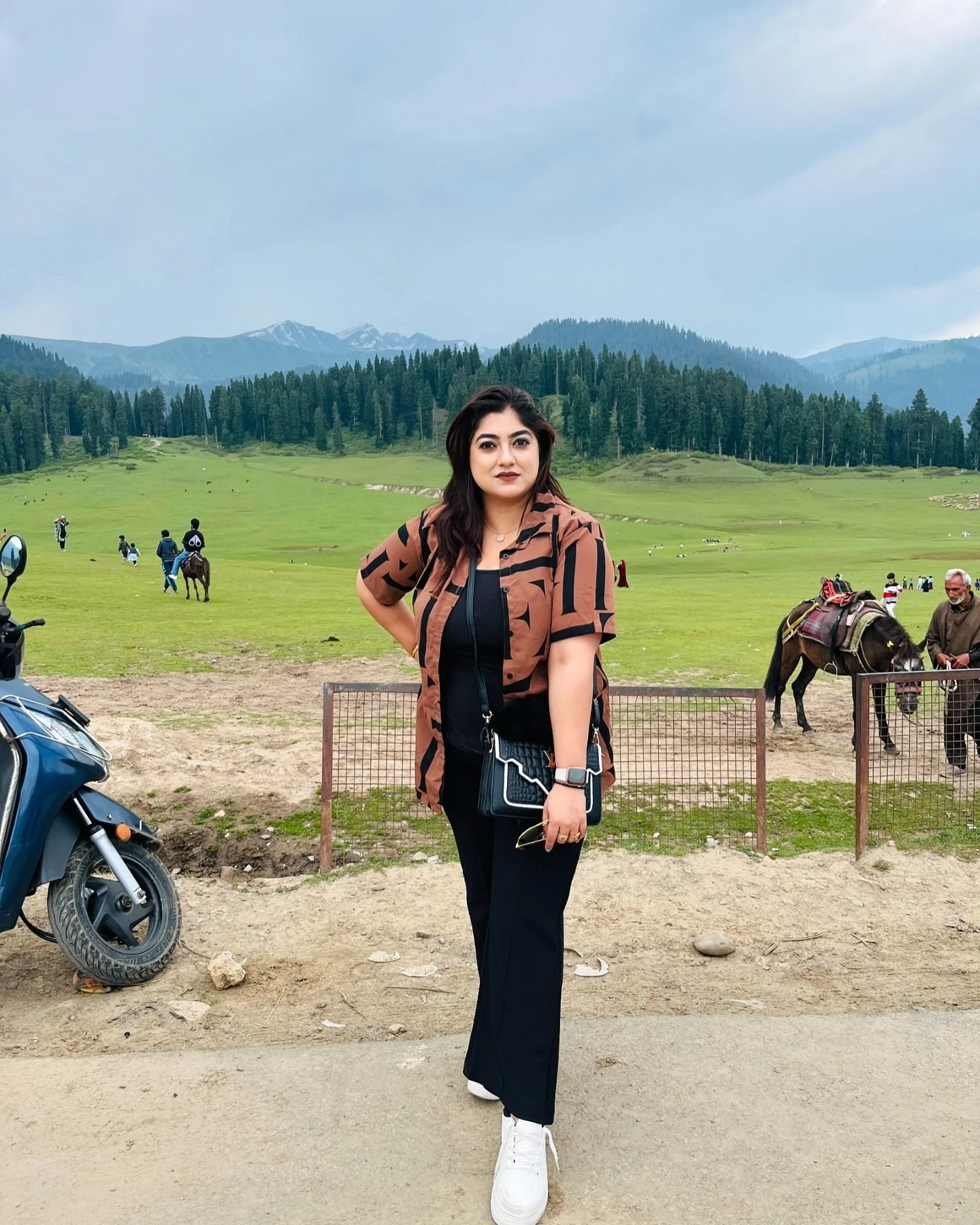 𝟵𝟴𝟏𝟰𝟳𝟰𝟳𝟔𝟕𝟓 Nisha Rana – Indian escort in Ludhiana — 4 / 5