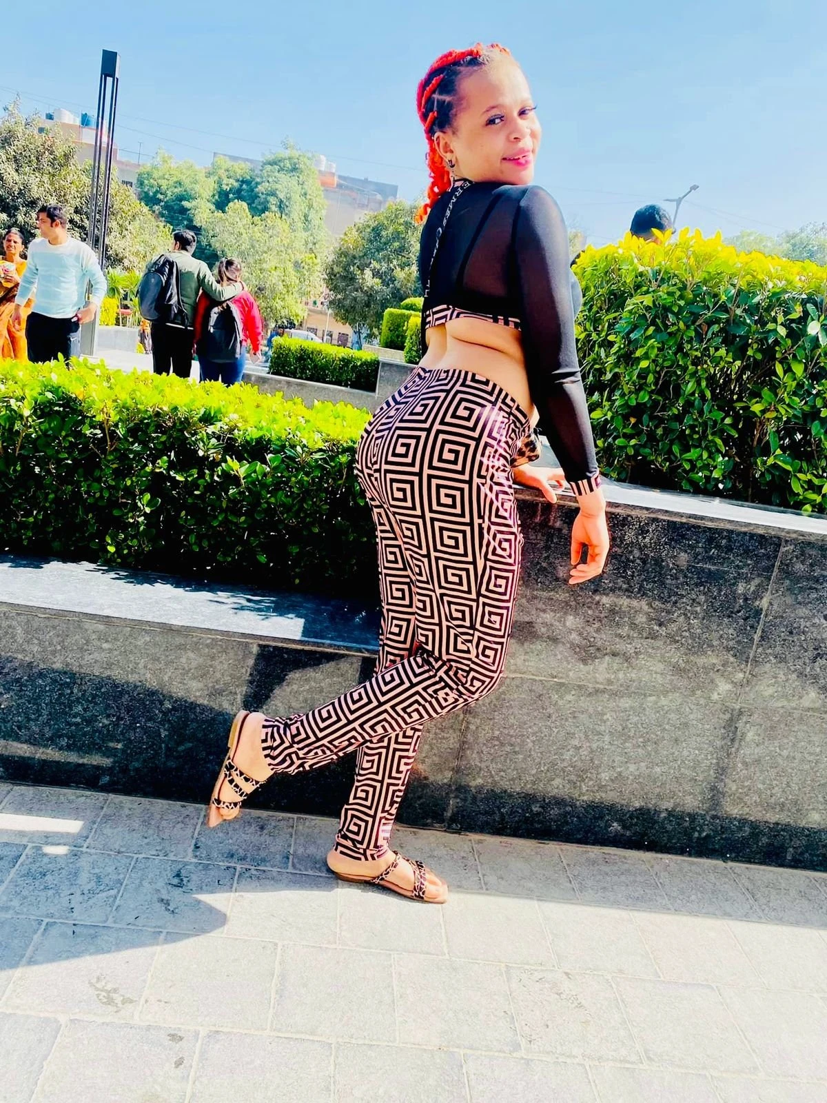 Joy – Kenyan escort in New Delhi — 2 / 4