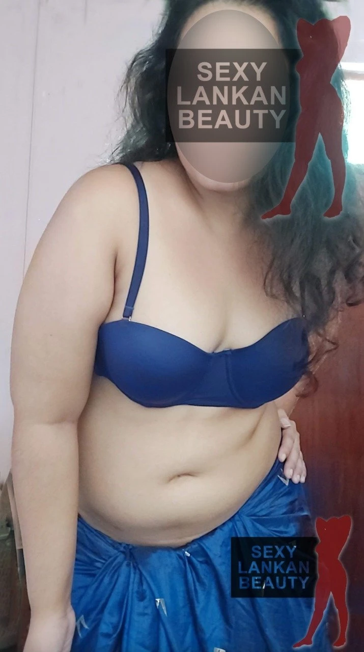 Taniya – escort in Colombo — 2 / 4
