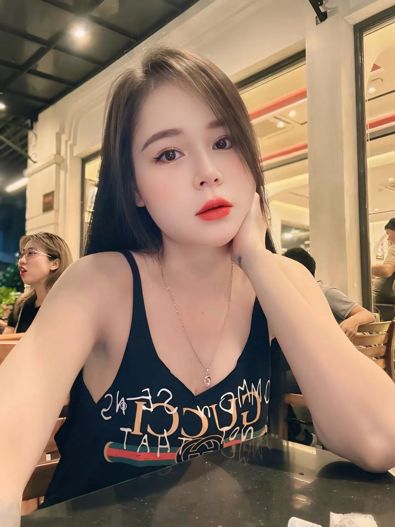 Jenni – Singaporean escort in Da Nang — 19 / 23