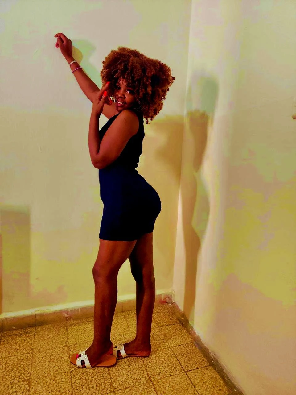 Lulu – South African escort in Beirut — 2 / 3
