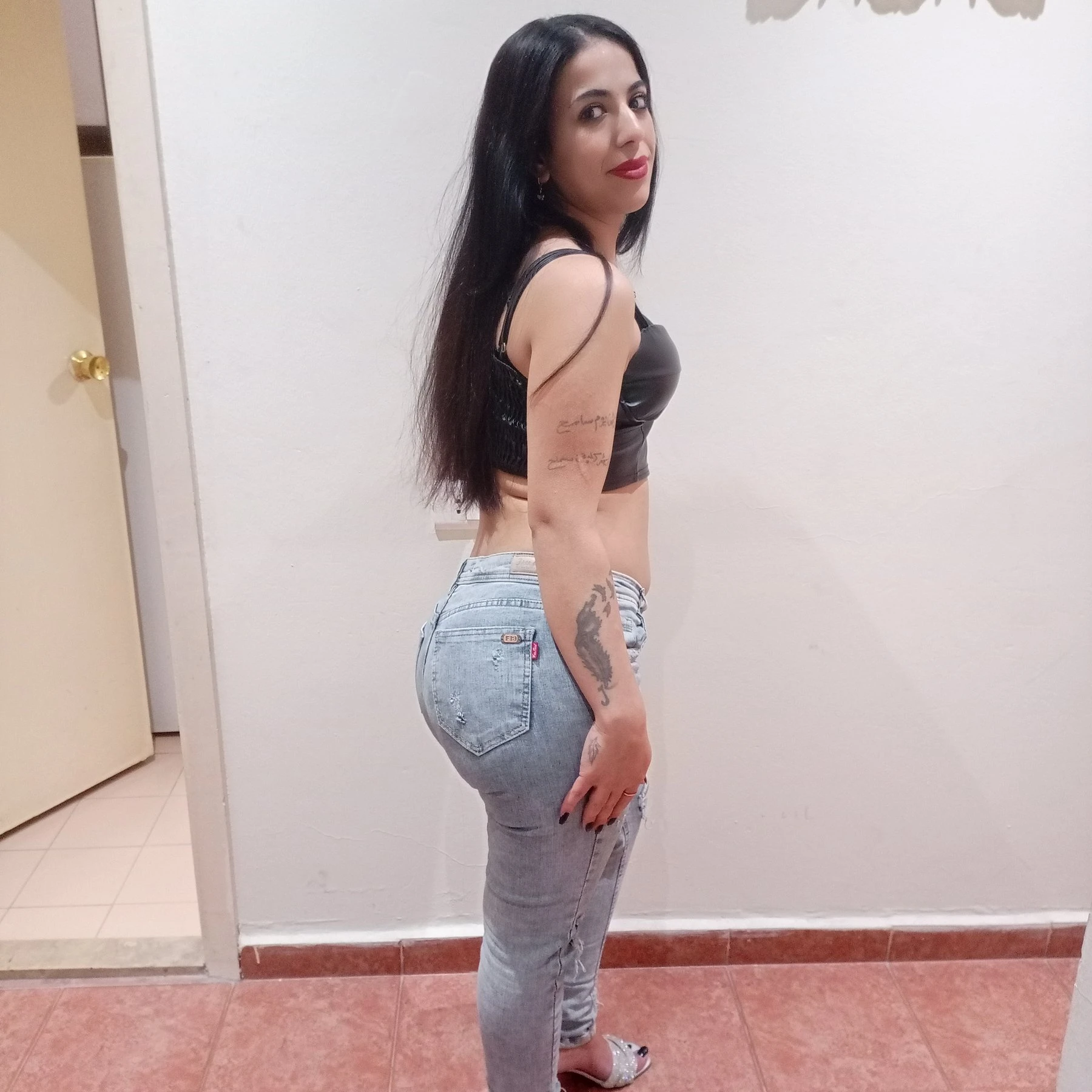 Sawsan Lebanese – Lebanese escort in Beirut — 3 / 4