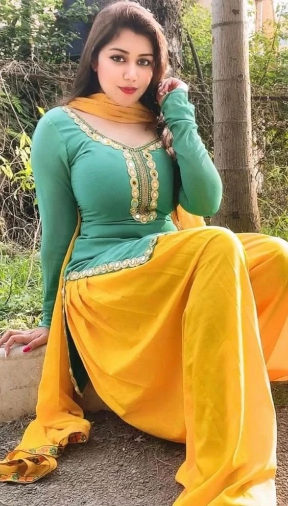 JALANDHAR PREET 𝟵𝟴𝟴𝟴𝟴𝟴𝟲𝟓𝟴𝟑 – Indian escort in Jalandhar — 2 / 5
