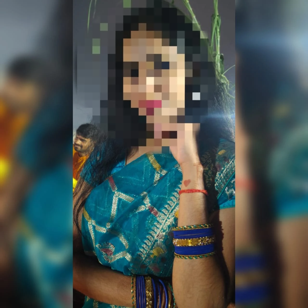 Real Meet & Cam session at best price – Indian escort in Mumbai — 2 / 3