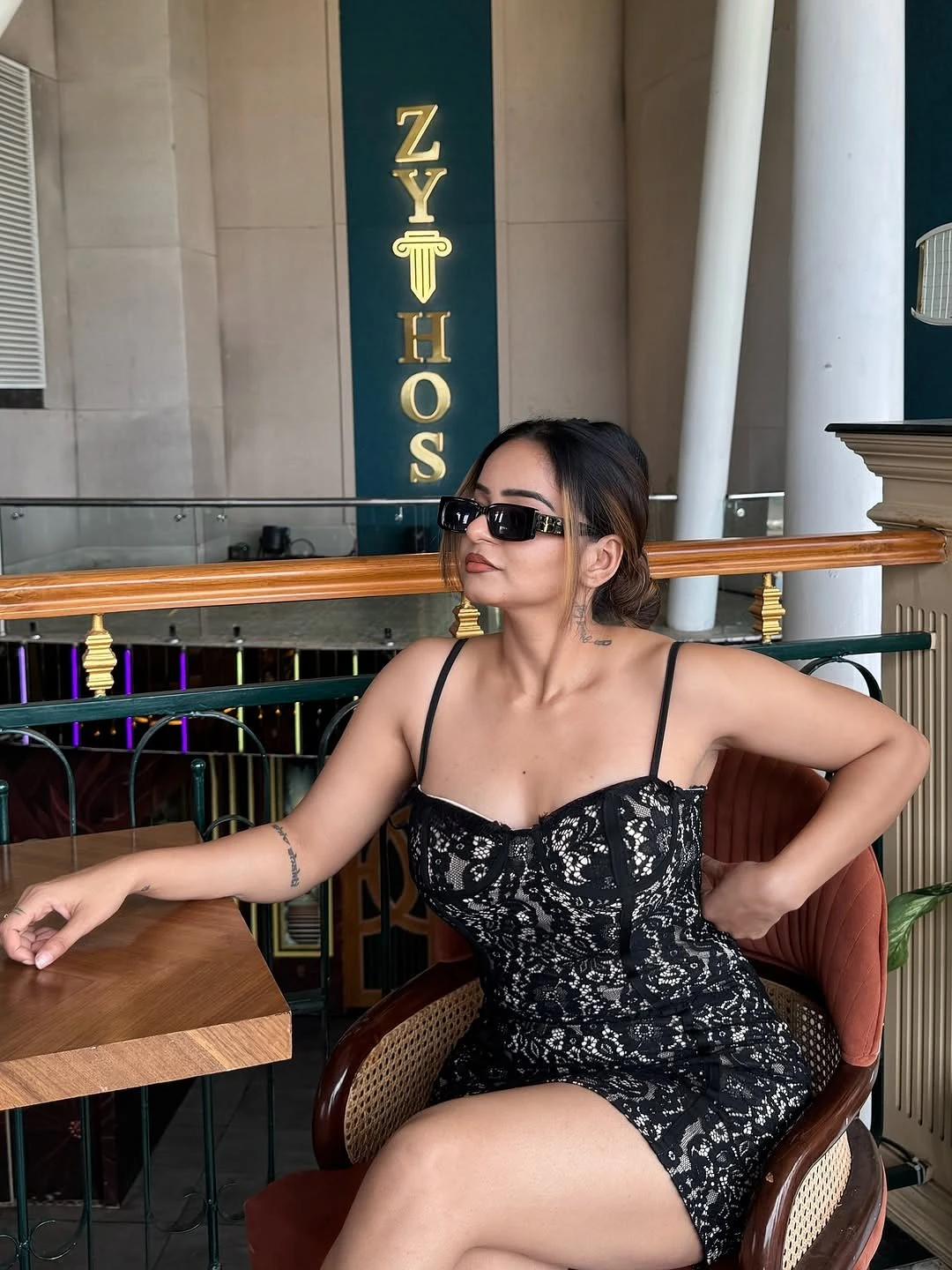 Charita – Indian escort in Pune — 3 / 4