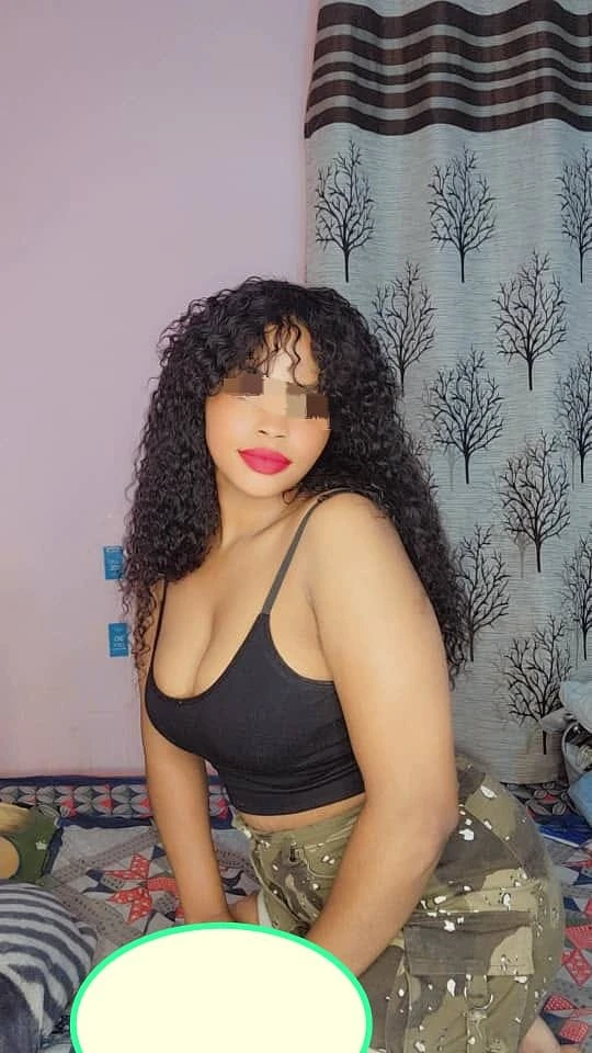 Ciara, Available Now 🟢 – South African escort in New Delhi — 2 / 8